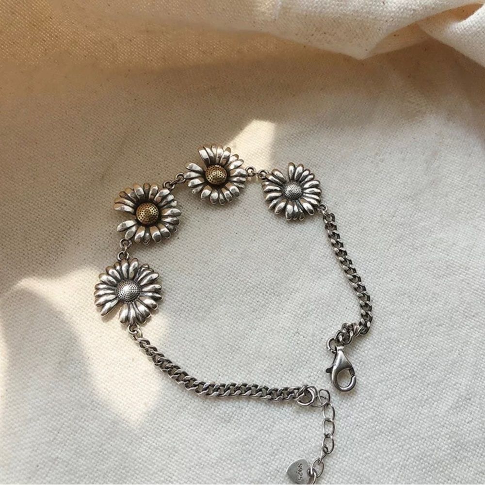 Daisy Daisy Flower Retro Bracelet 925 Length 7”+2” Extension